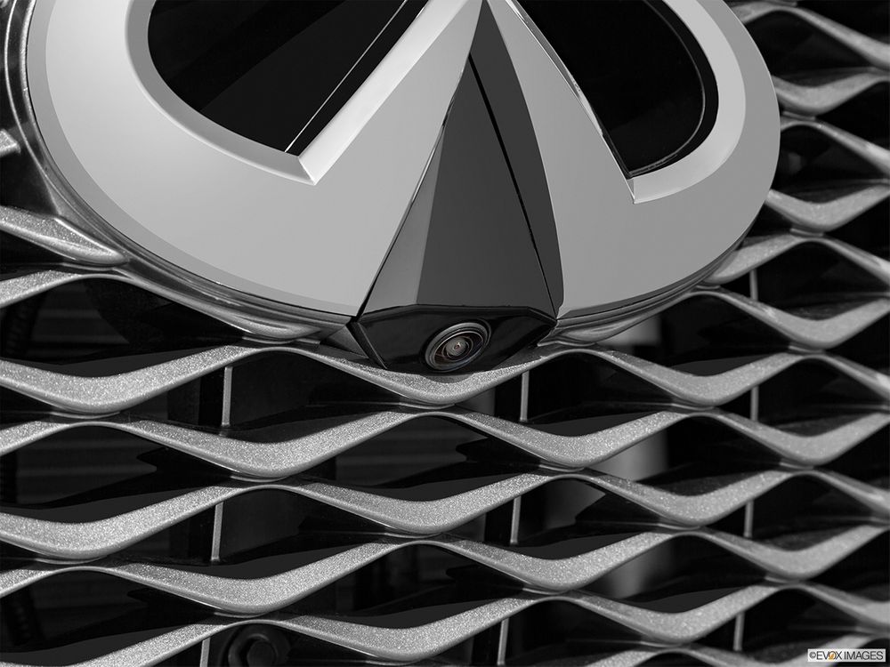 Infiniti QX80 Image Listing 28