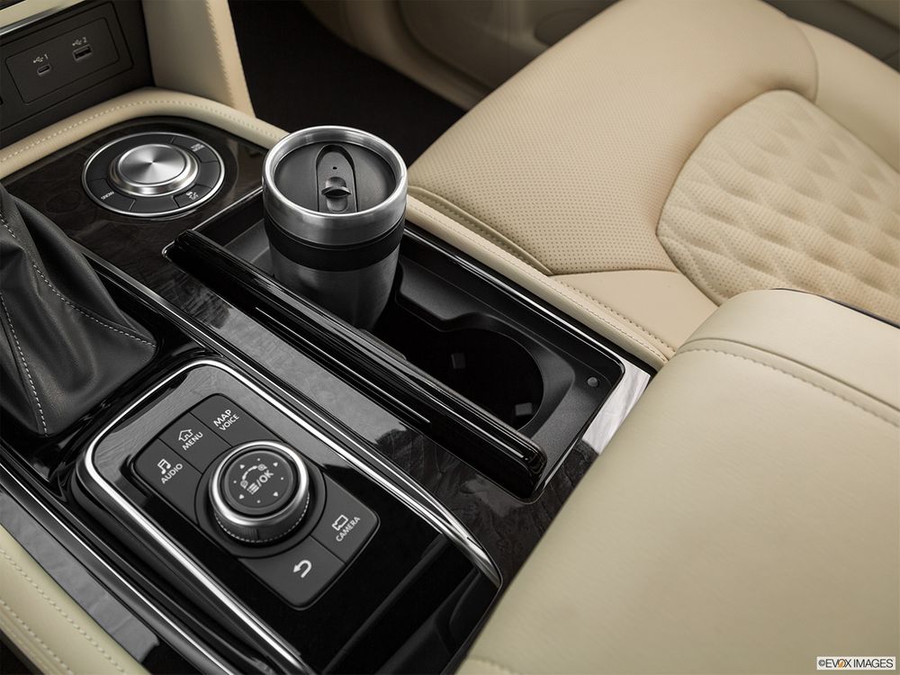 Infiniti QX80 Image Listing 41