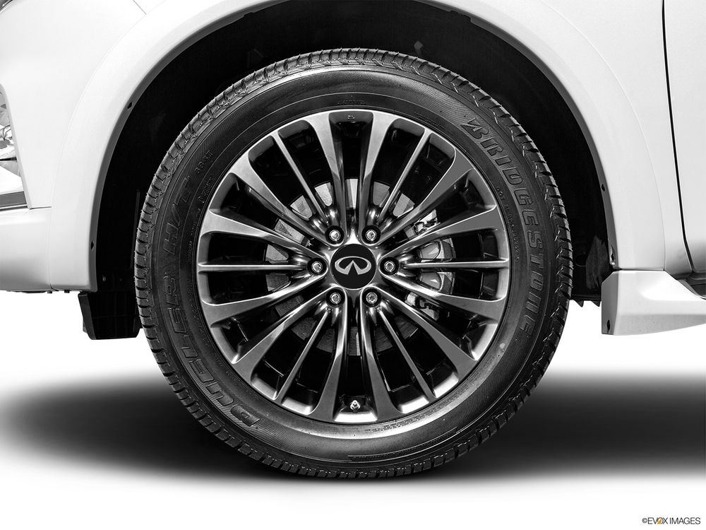Infiniti QX80 Image Listing 4
