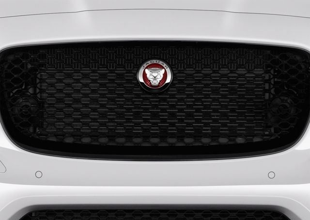 Jaguar F-Pace Image Listing 7