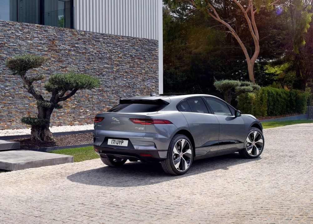 Jaguar I-Pace Image Listing 5
