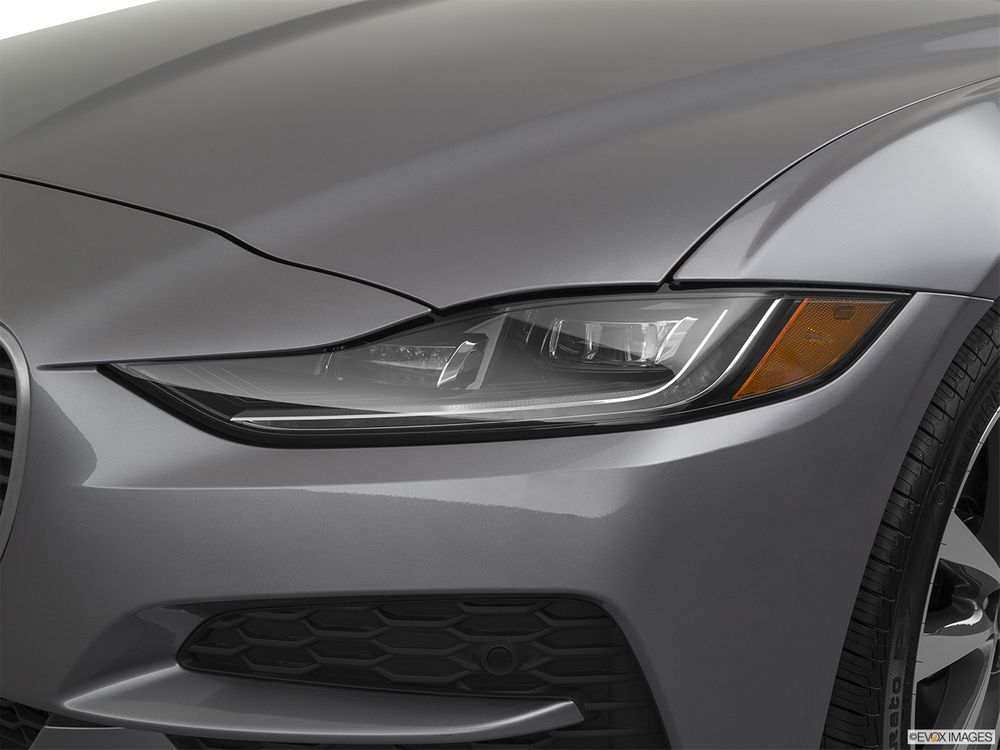 Jaguar XE Image Listing 3