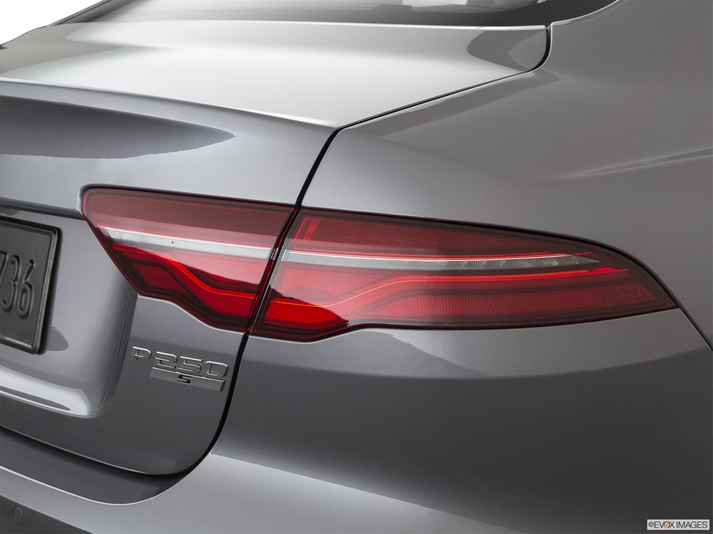 Jaguar XE Image Listing 7