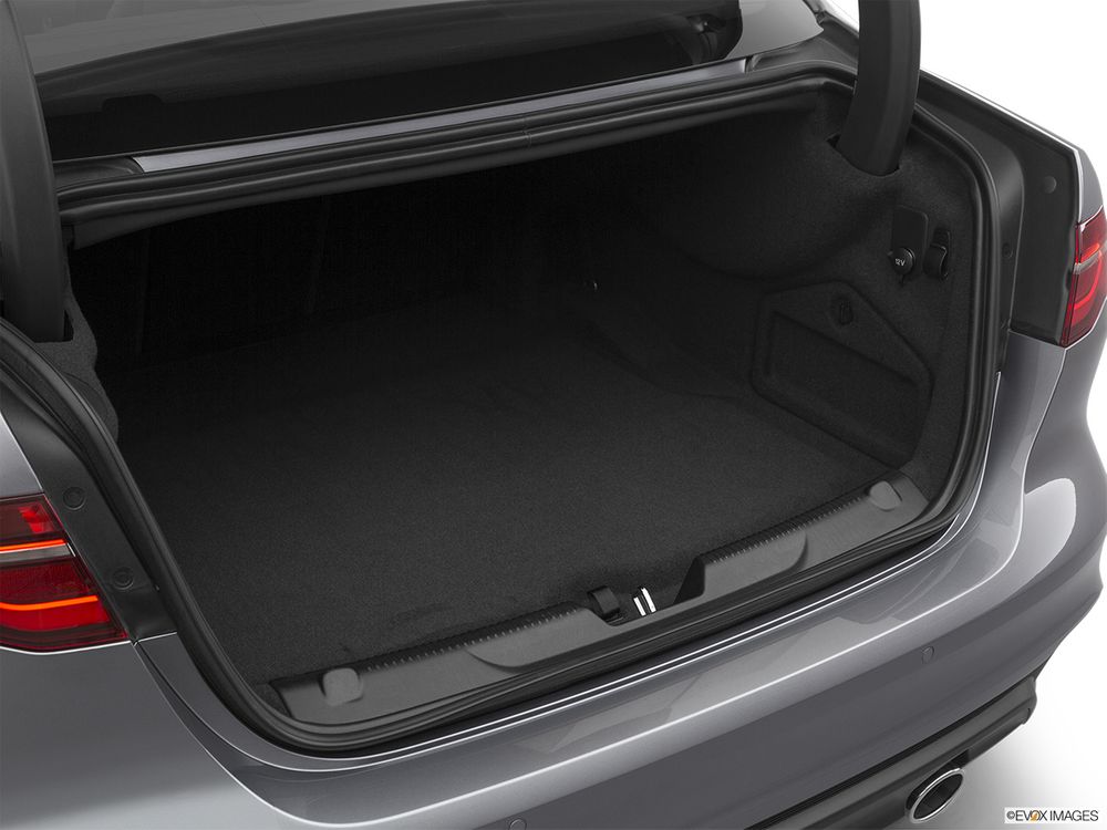 Jaguar XE Image Listing 10