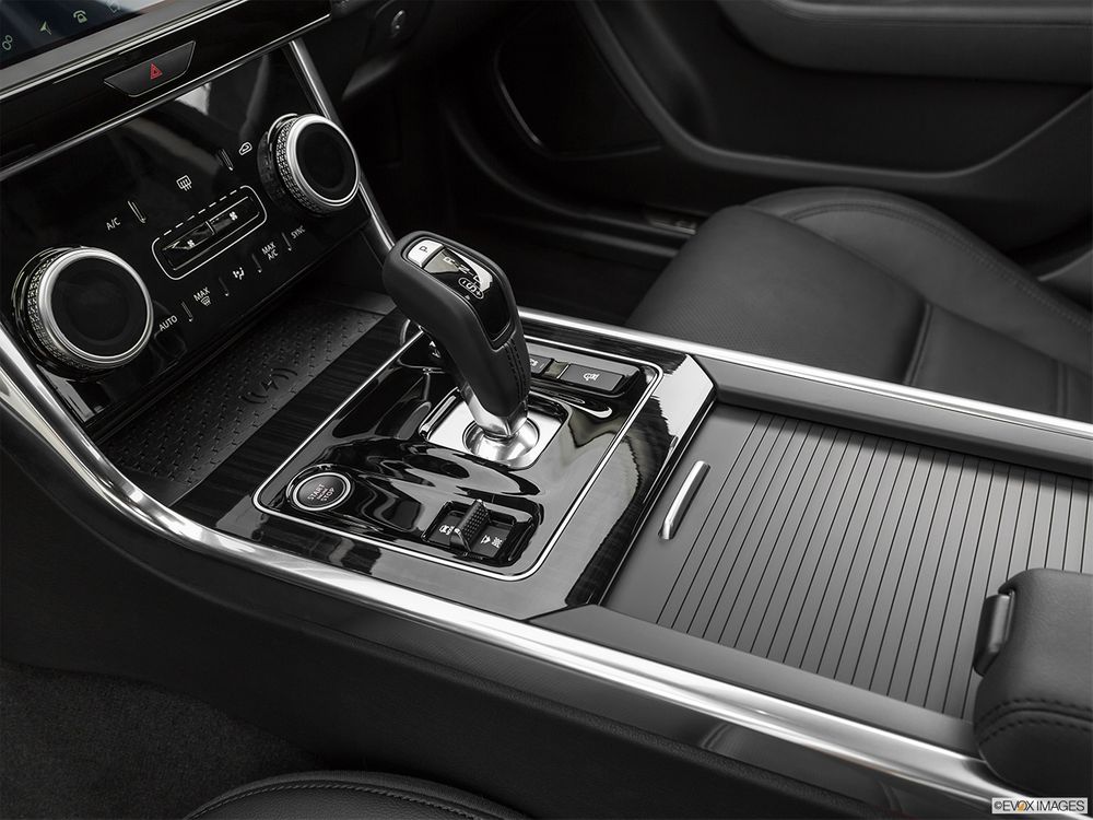 Jaguar XE Image Listing 17