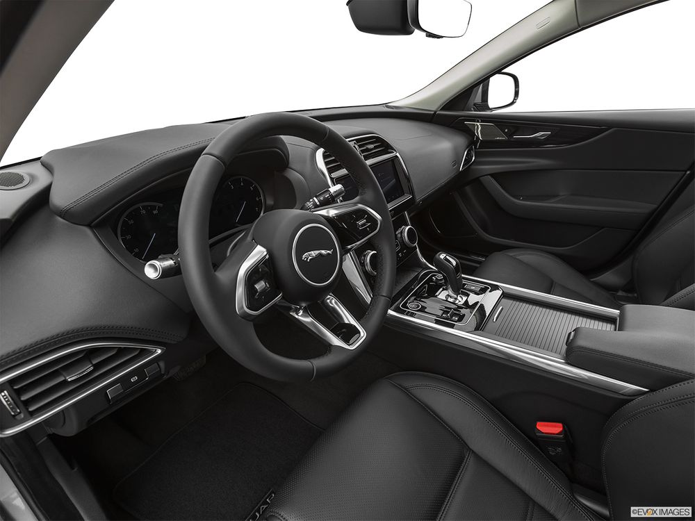 Jaguar XE Image Listing 13