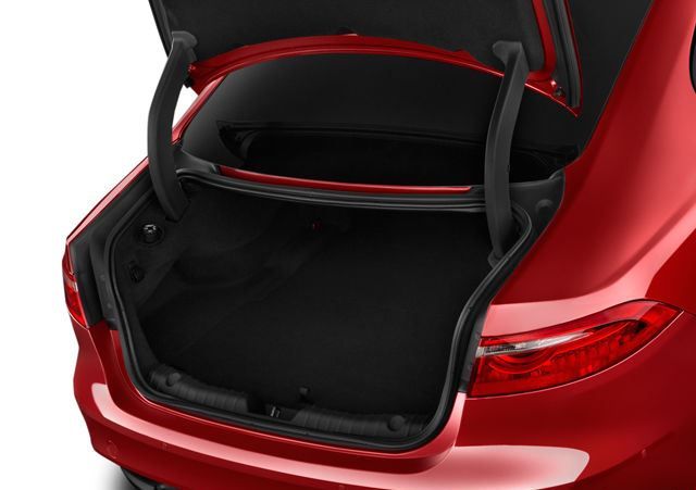 Jaguar XF Image Listing 13