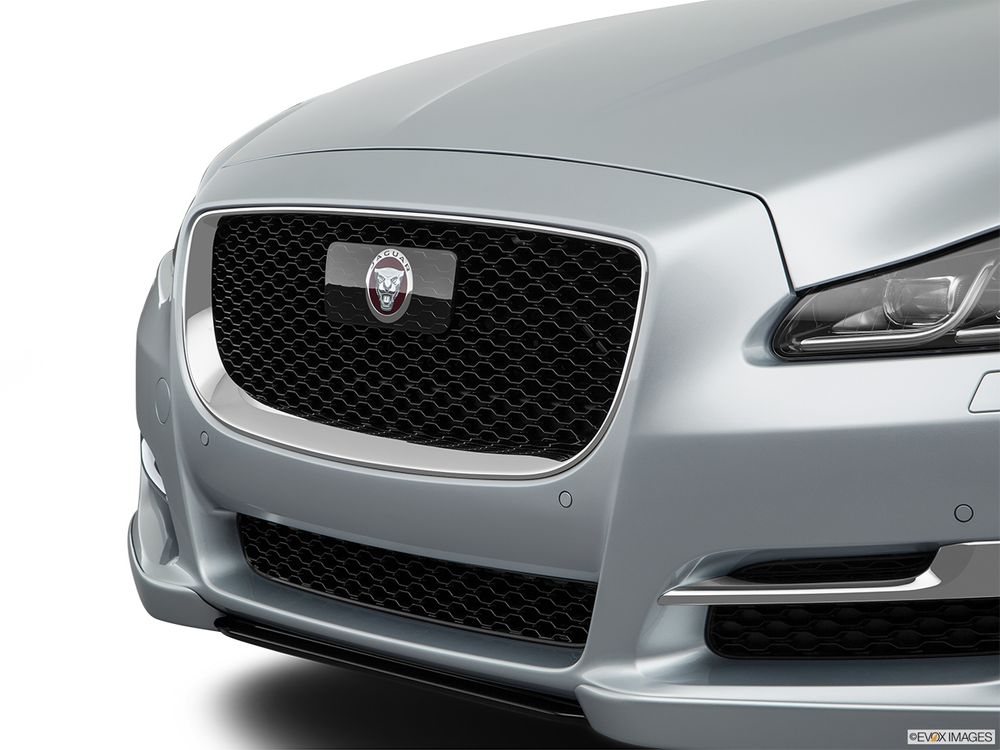 Jaguar XJ Image Listing 6