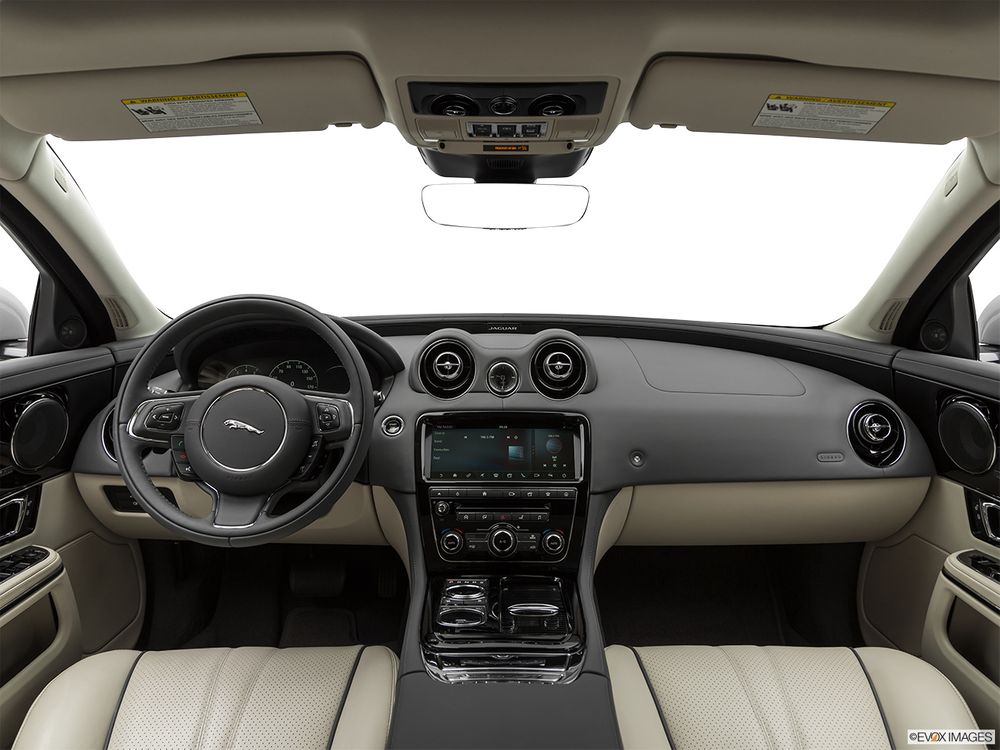 Jaguar XJ Image Listing 8