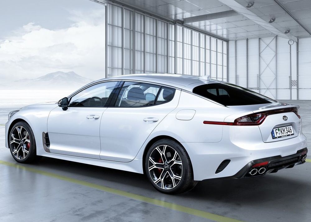 Kia Stinger Image Listing 12