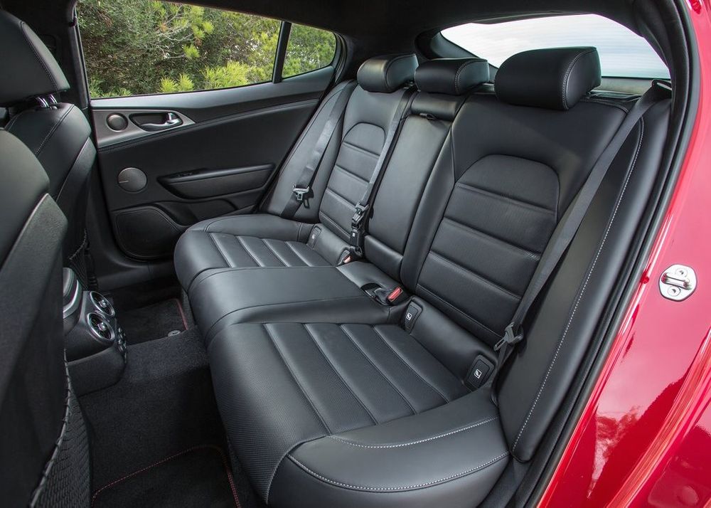 Kia Stinger Image Listing 20
