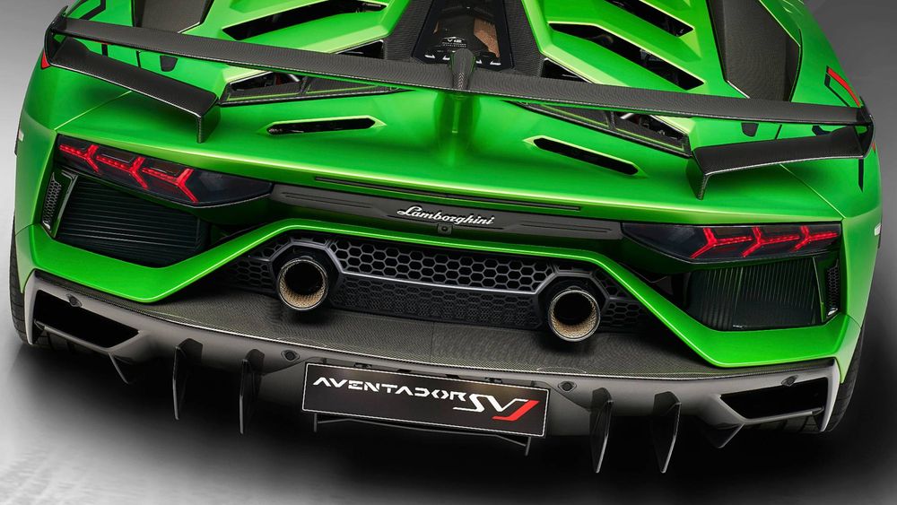 Lamborghini Aventador SVJ Image Listing 7