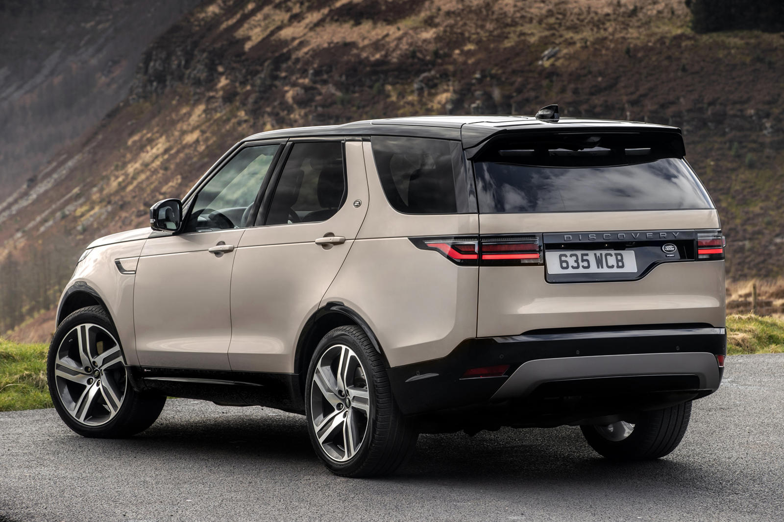 Land Rover Discovery Image Listing 3