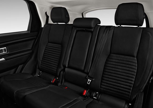 Land Rover Discovery Sport Image Listing 16