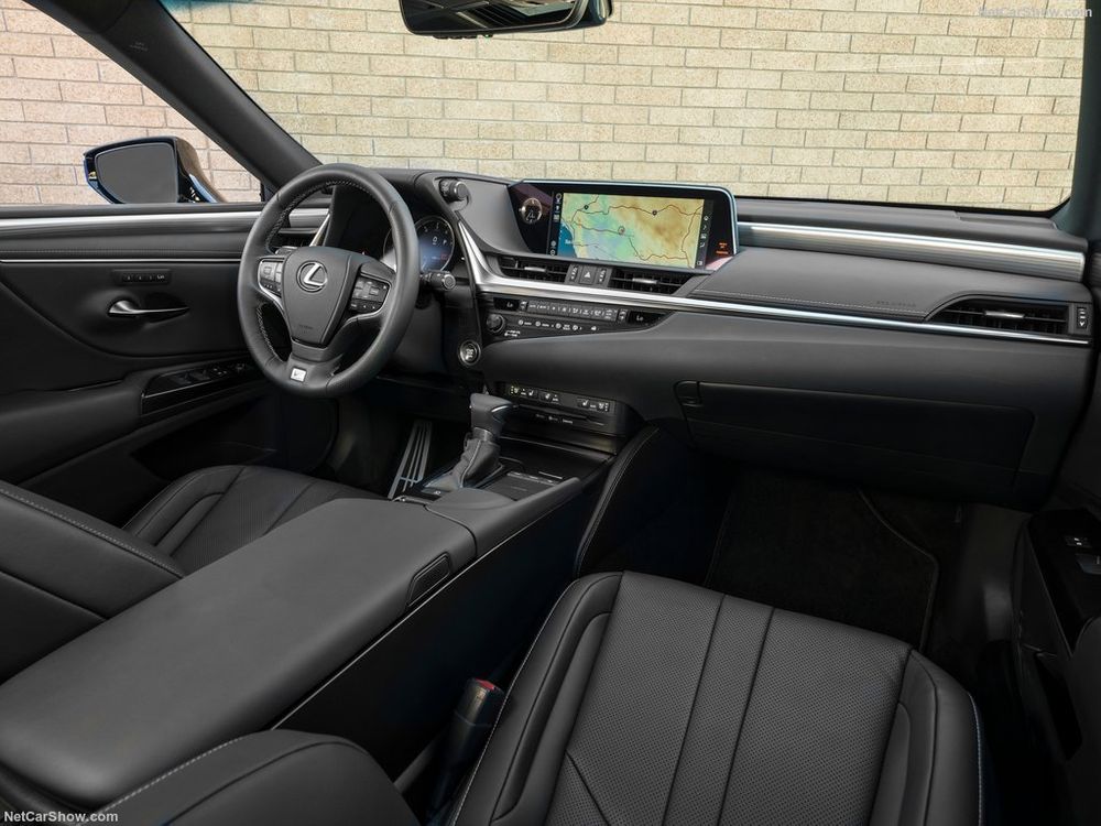 Lexus ES Image Listing 3