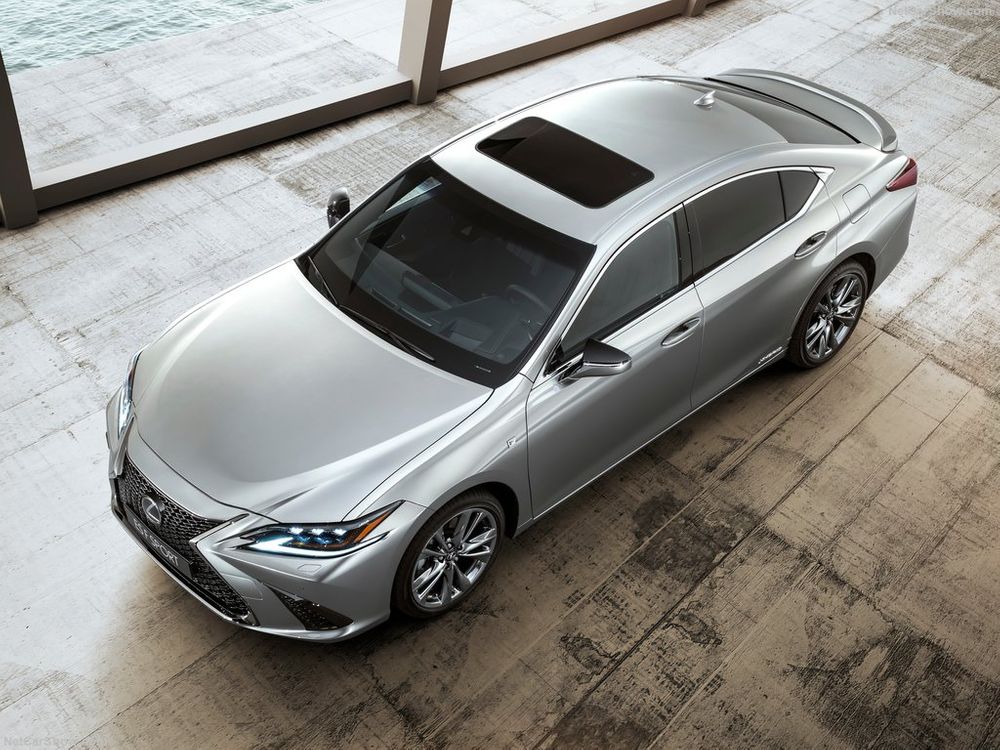 Lexus ES Image Listing 6