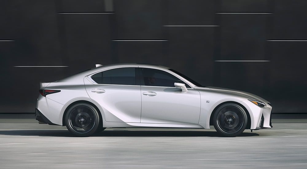 Lexus IS Image Listing 9