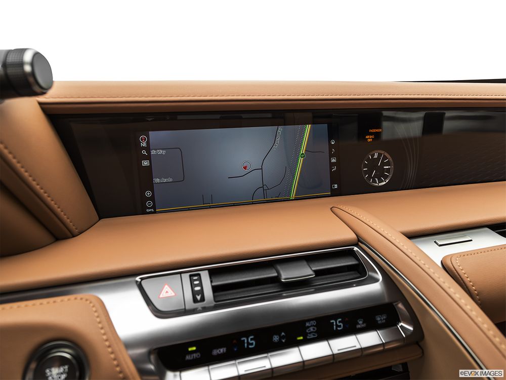 Lexus LC 500 Convertible Image Listing 12