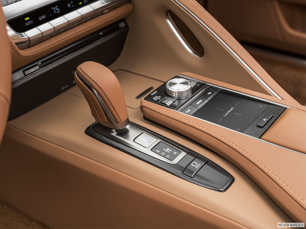 Lexus LC 500 Convertible Image Listing 13