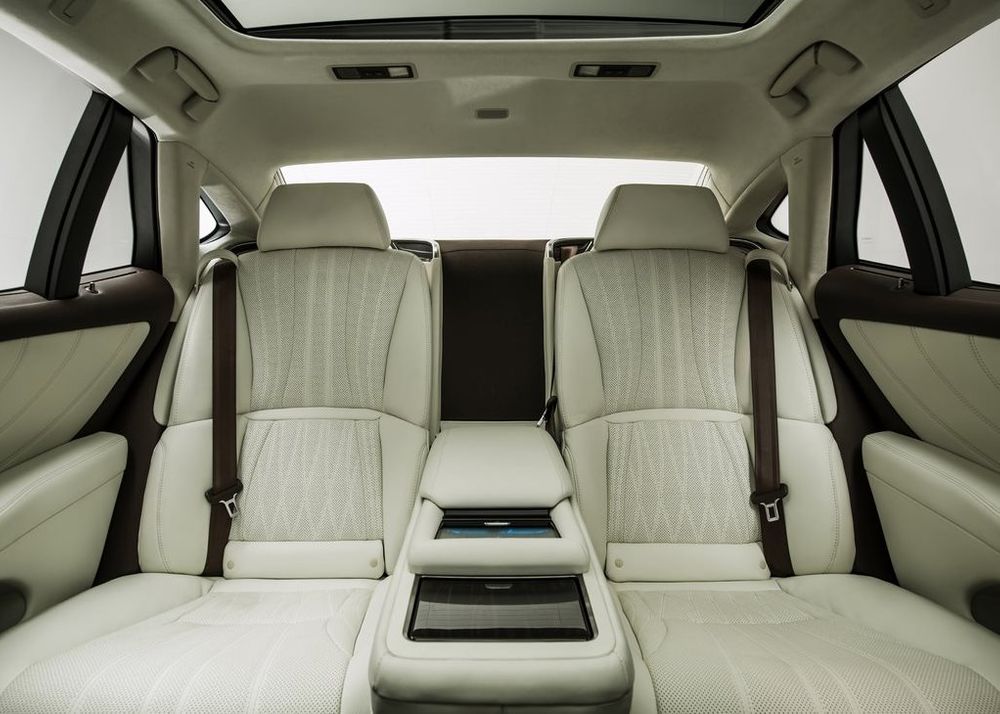 Lexus LS Image Listing 5