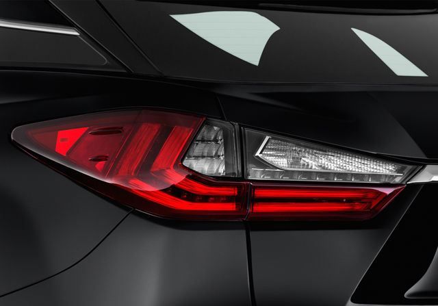 Lexus RX Image Listing 11