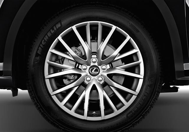 Lexus RX Image Listing 12