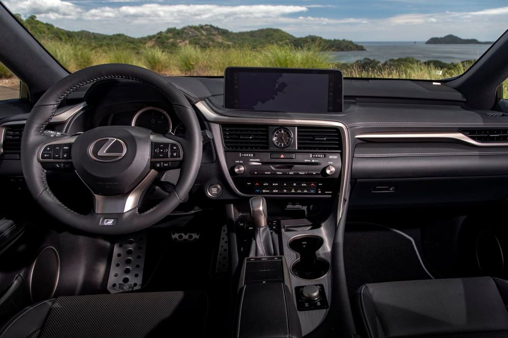 Lexus RX Image Listing 25