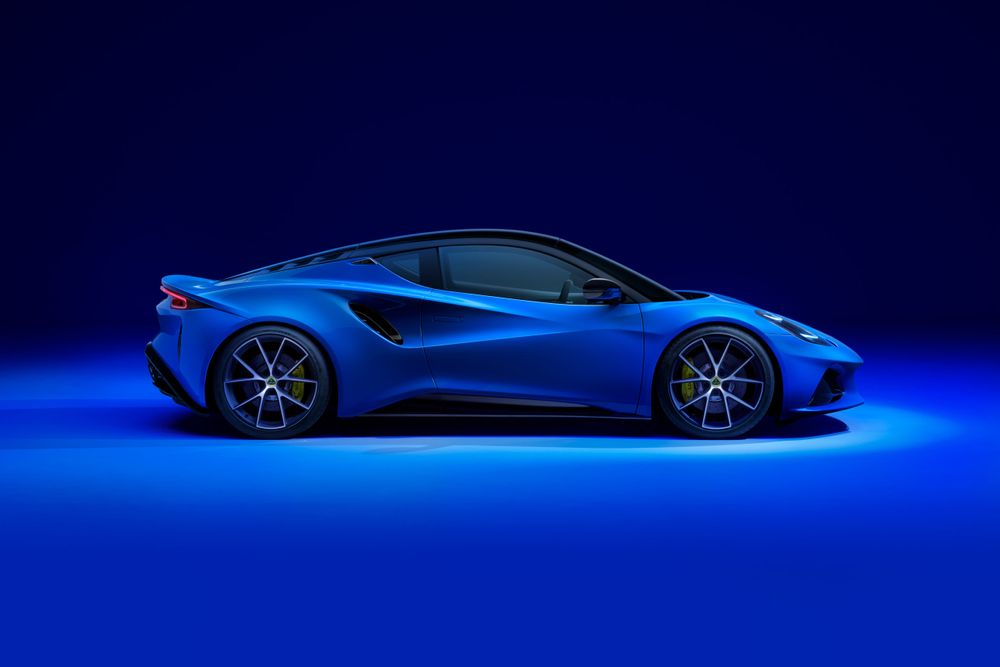 Lotus Emira Image Listing 3