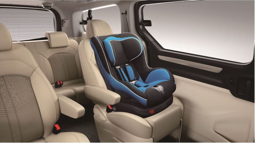 Maxus G10 9-Seater Image Listing 6