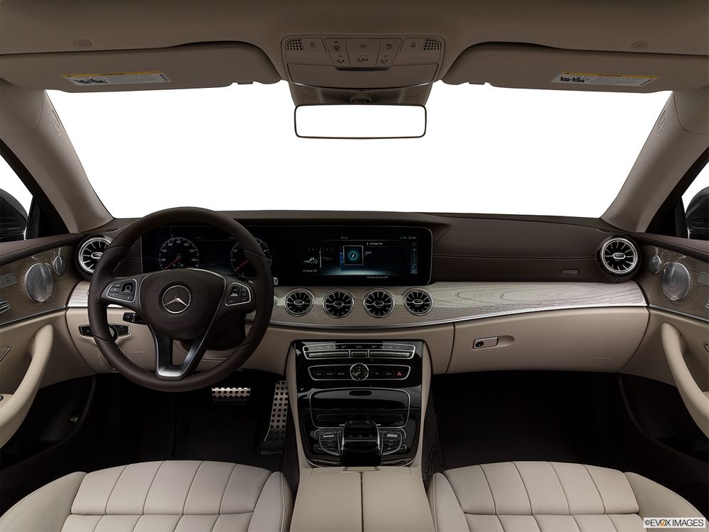 Mercedes-Benz E-Class Coupe Image Listing 2