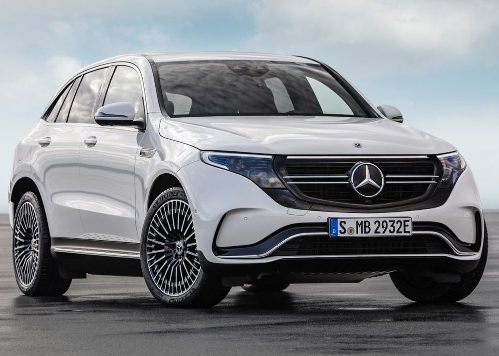 Mercedes-Benz EQC Image Listing 2