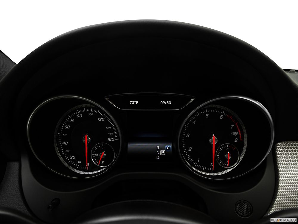 Mercedes-Benz GLA Image Listing 12