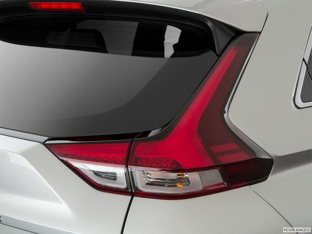 Mitsubishi Eclipse Cross Image Listing 6