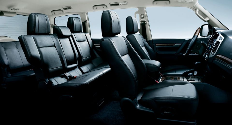Mitsubishi Pajero Image Listing 10