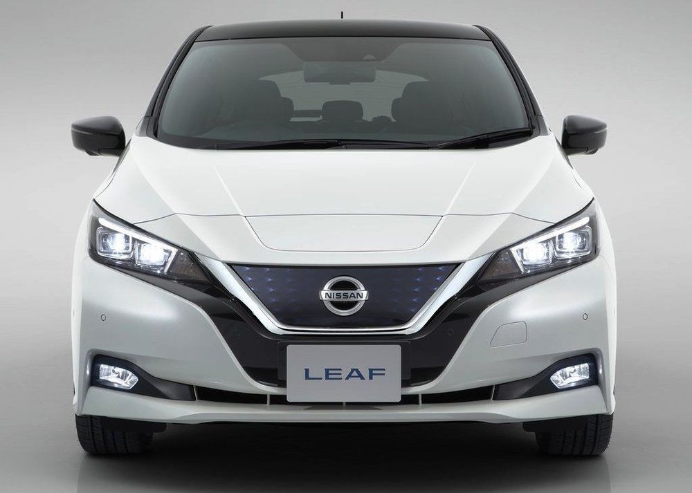 Nissan Leaf Image Listing 4
