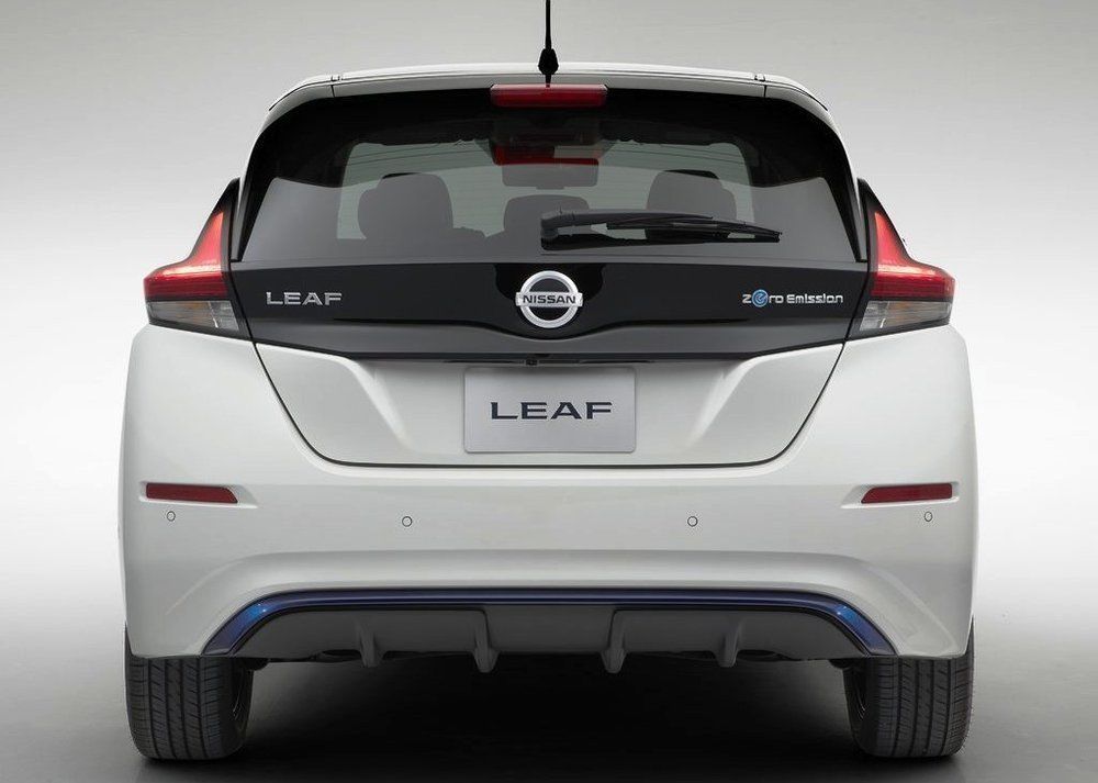 Nissan Leaf Image Listing 5