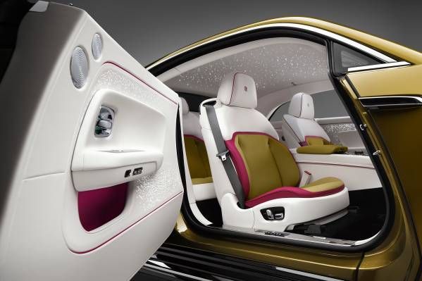 Rolls Royce Spectre Image Listing 5