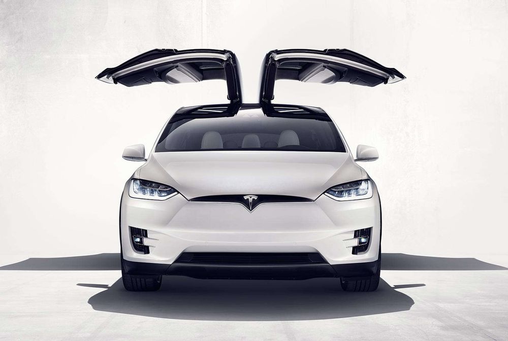 Tesla Model X Image Listing 7