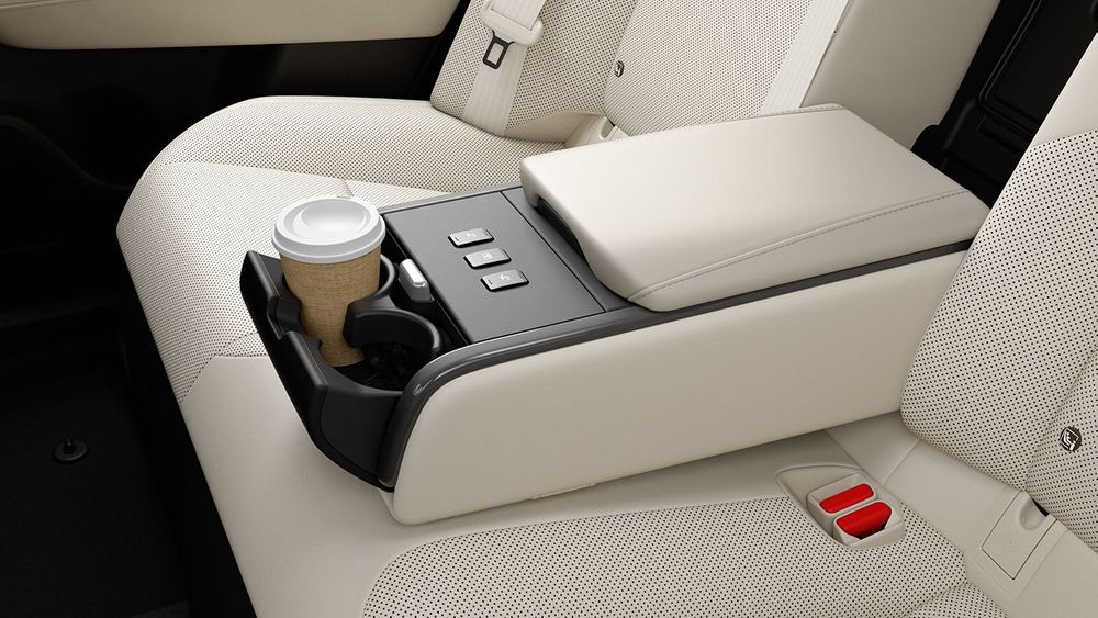 Toyota Crown Image Listing 10