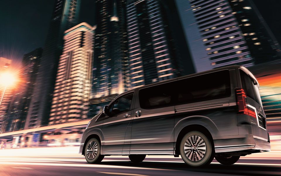 Toyota Granvia Image Listing 16