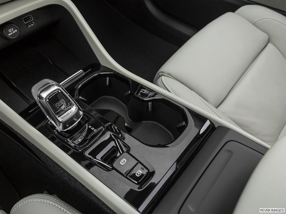 Volvo XC40 Image Listing 14