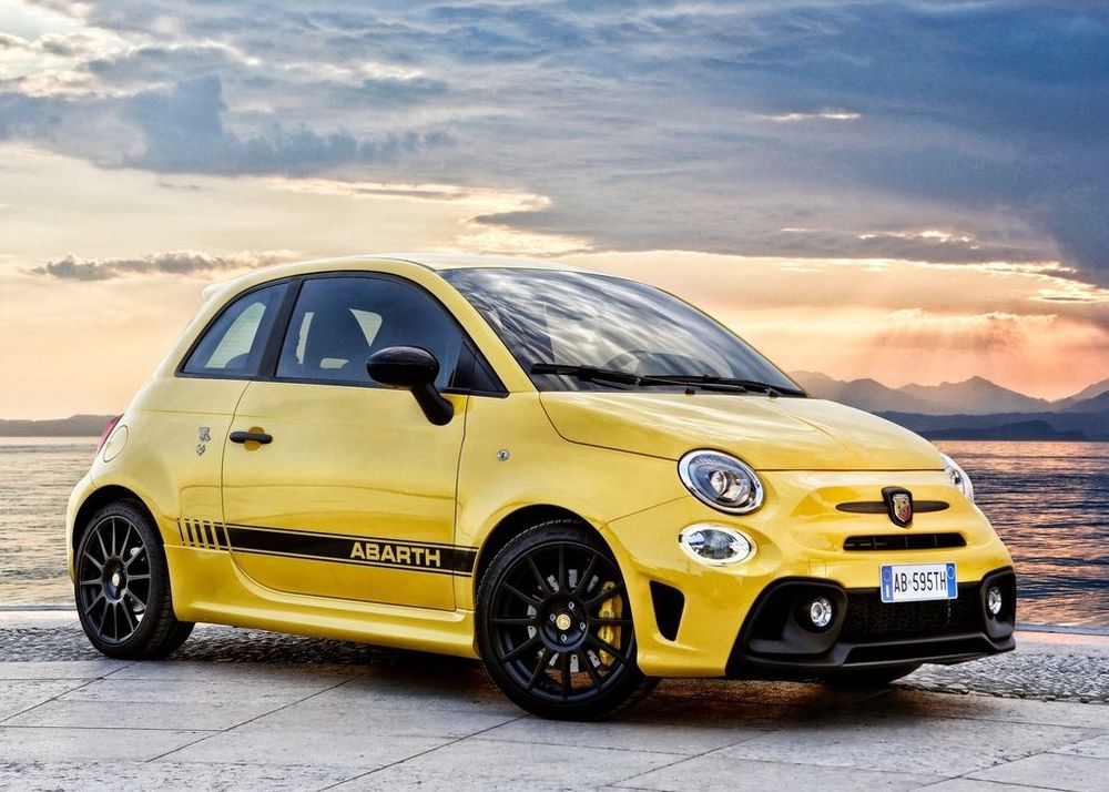 Abarth 595 Image Listing 1
