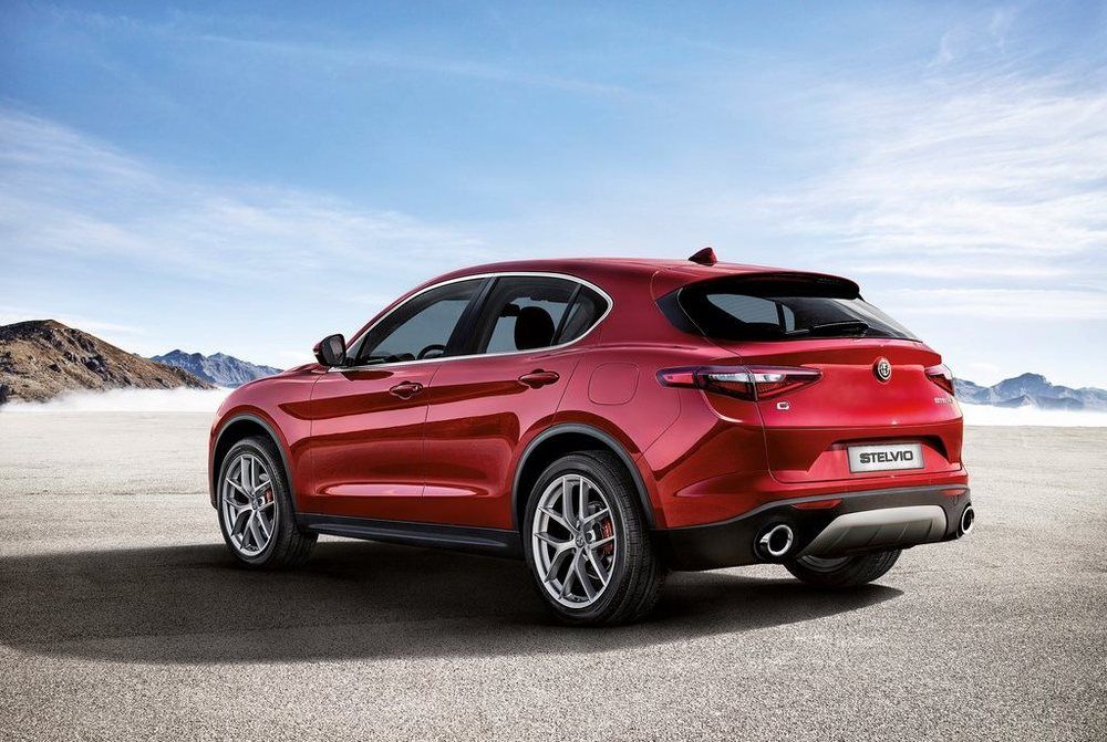 Alfa Romeo Stelvio Image Listing 6