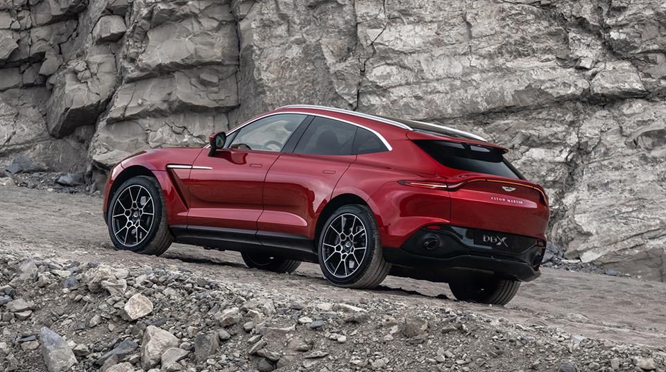 Aston Martin DBX Image Listing 11