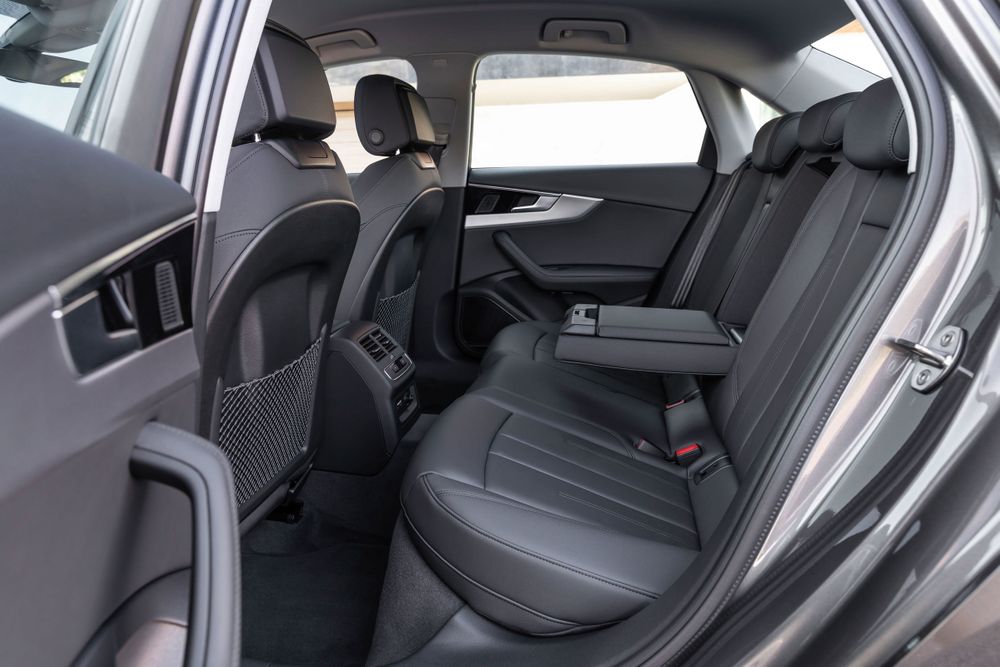 Audi A4 Image Listing 14