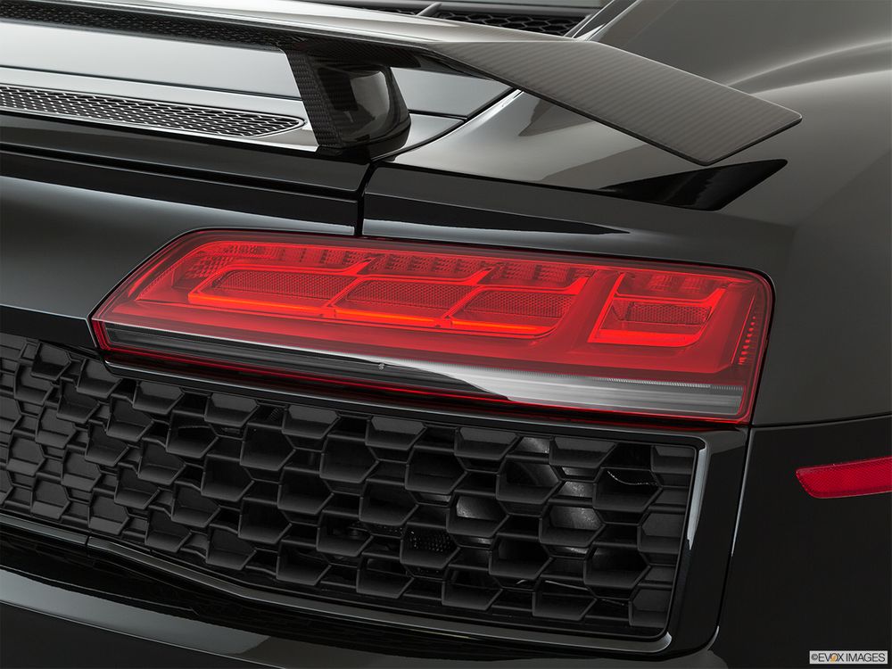 Audi R8 Coupe Image Listing 6