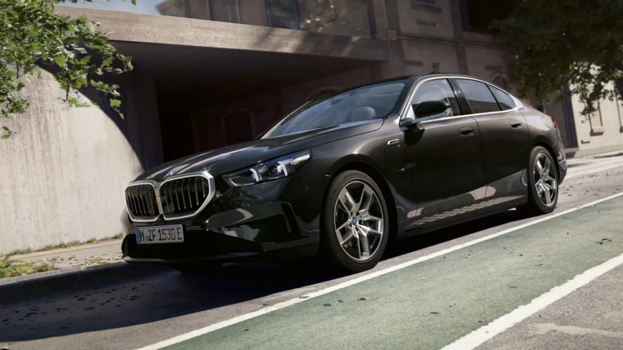 BMW 5 Series Image Listing 6
