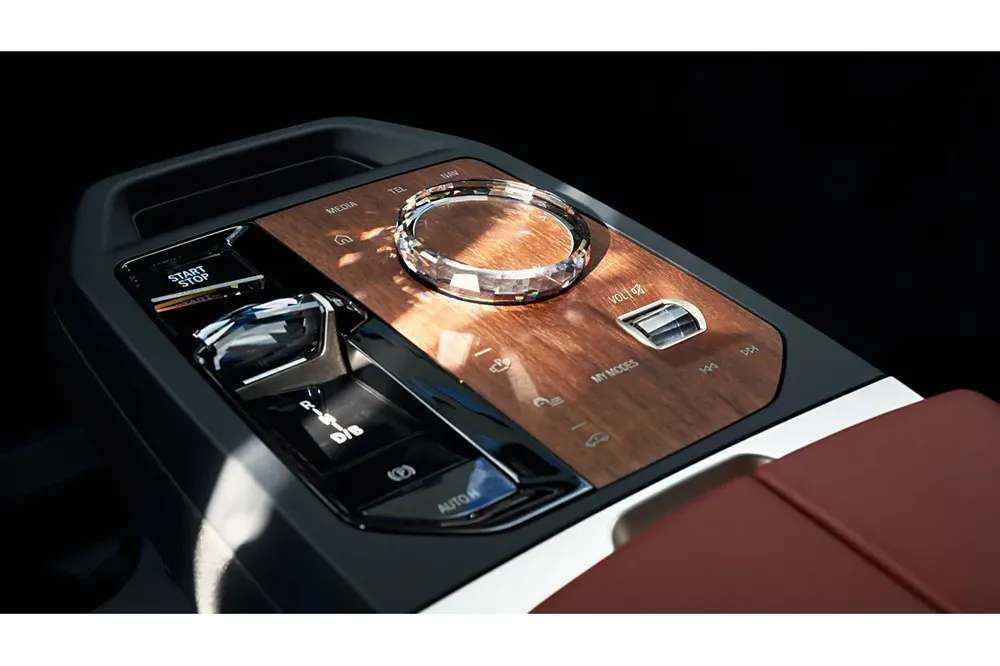 BMW IX Image Listing 14
