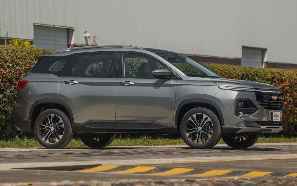 Chevrolet Captiva Image Listing 3