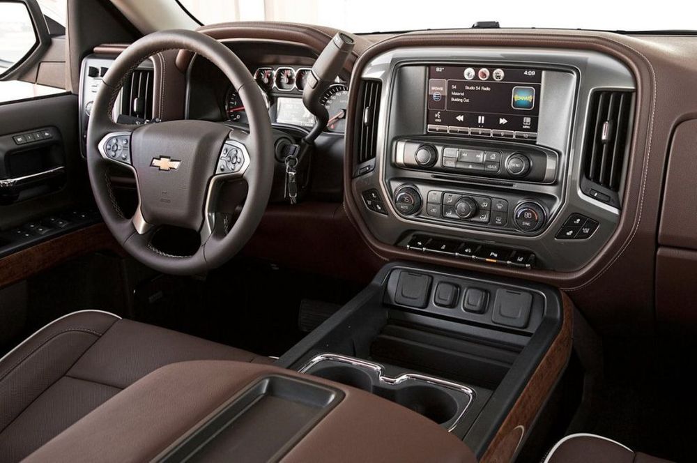 Chevrolet Silverado Image Listing 2